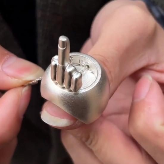 Выдвижное кольцо на средний палец Вращающееся кольцо на средний палец Ретро-личность Ниша Снятие стресса