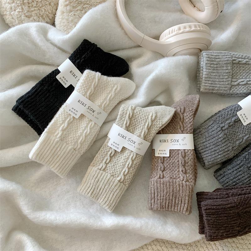 Женские корейские шерстяные носки в ретро-стиле: Густой, теплый, однотонный, средней толщины.