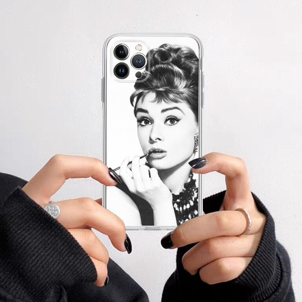 Чехол для телефона с Одри Хепберн для iPhone 16 15 8 7 6 6S Plus X SE XR XS 14 11 12 13 Mini Pro Max