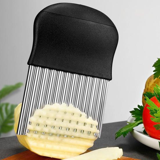 2Pcs Stainless Steel Crinkle Cutter for Potatoes Wave Blade Knife for Curly Fries Vegetable Chips Ergonomic Essential Kitchen Tool for French Fries