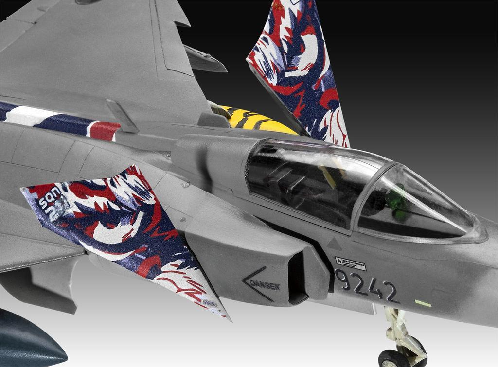 Немецкий Revell Saab Gripen Пластиковый набор 03776 1/72 JAS-39C (Самолет)