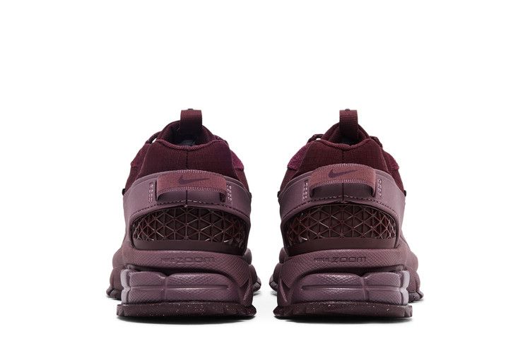 Nike Женские Zoom Vomero Roam 'Бордовый Командный Красный'
