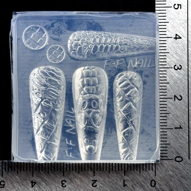 3D-формы для DIY-маникюра: Серия 'Змеиная Кожа', 'Лебединое Озеро', 'Осьминог и Мозг Монстра'