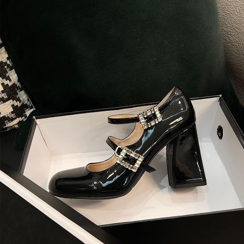 Большие красивые туфли Мэри Джейн с пряжкой из страз для женщин на высоком каблуке черного цвета, французские темпераментные одинарные туфли прилив