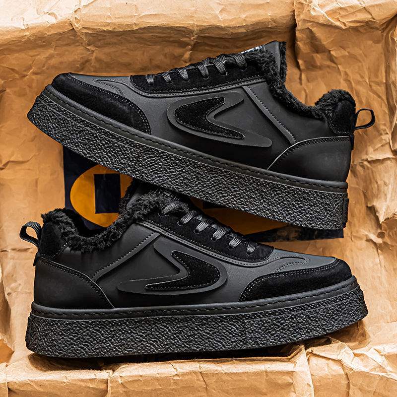 Мужская обувь зима 2025 новая бархатная утолщенная теплая хлопковая обувь молодежная спортивная повседневная черная обувь на плоской подошве универсальная