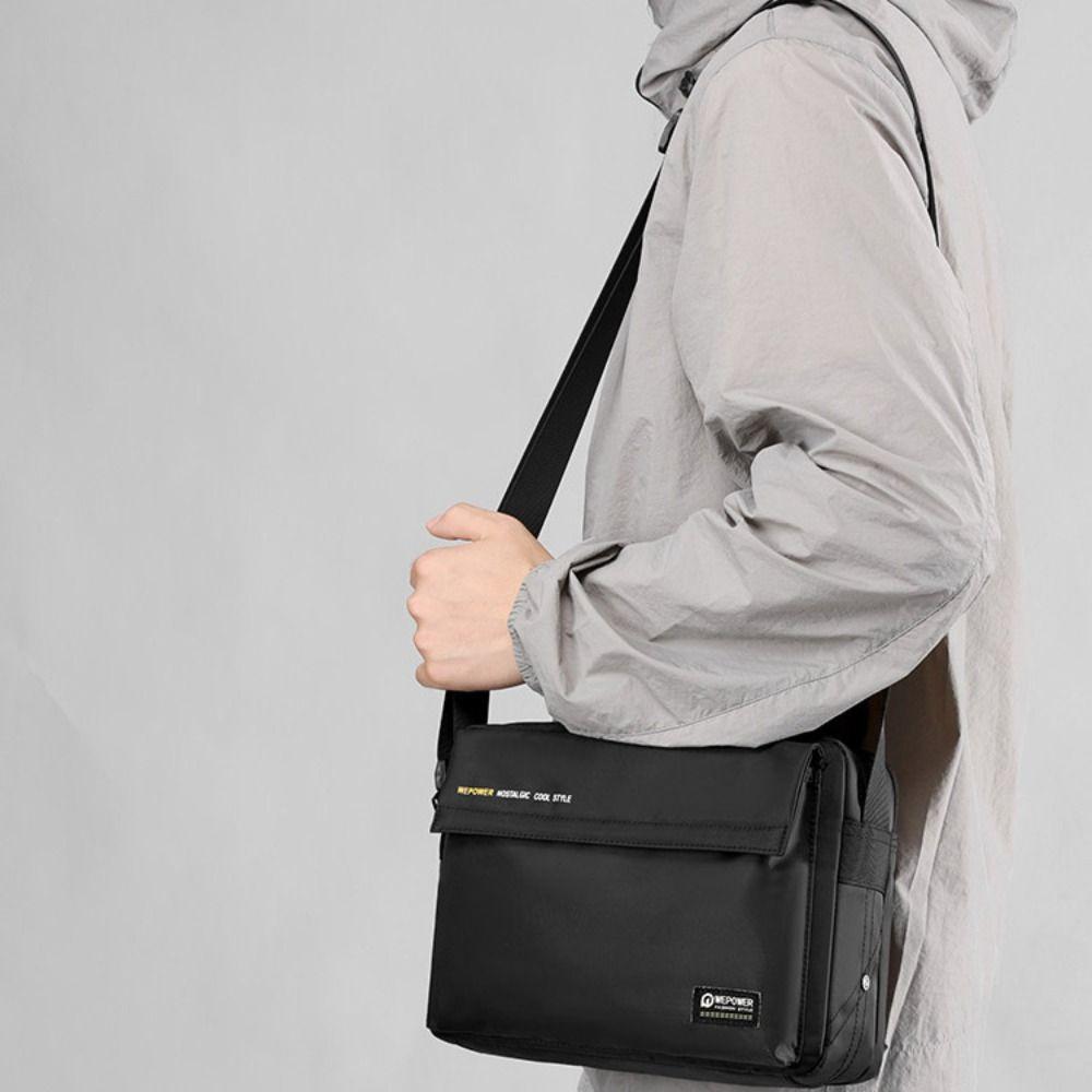 Large Capacity Men's Shoulder Bag Fabric Nylon Crossbody Bag Casual Man Messenger Bag Hiking