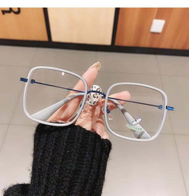 New Fashion Square Reading Anti Blue Light Glasses Women Brand Designer White Female Eyeglasses Metal Frame Transparent Glasses