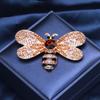 Blucome Новая модная брошь в виде пчелы, модная темпераментная, элегантная, изысканная, красочная, со стразами, маленькая булавка, швейная пряжка