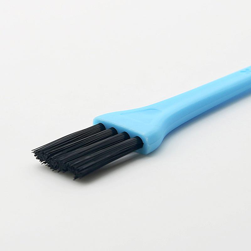 Multipurpose 13cm Cleaning Brush: Ideal for Garlic Press, Grinder, Dusting, and Keyboard Care