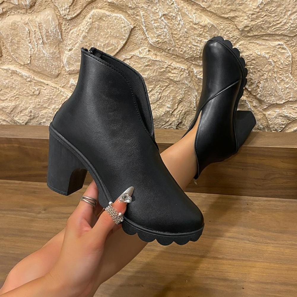 Autumn And Winter New Fashion Trend Retro Niche British Style Thick-Heeled Boots Women'S Versatile Casual Leather Boots