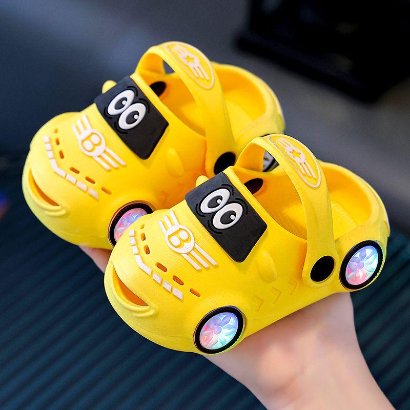 Летние детские светящиеся нескользящие сандалии-шлепанцы с мягкой подошвой для больших и маленьких детей, для ванной, детские шлепанцы, новинка