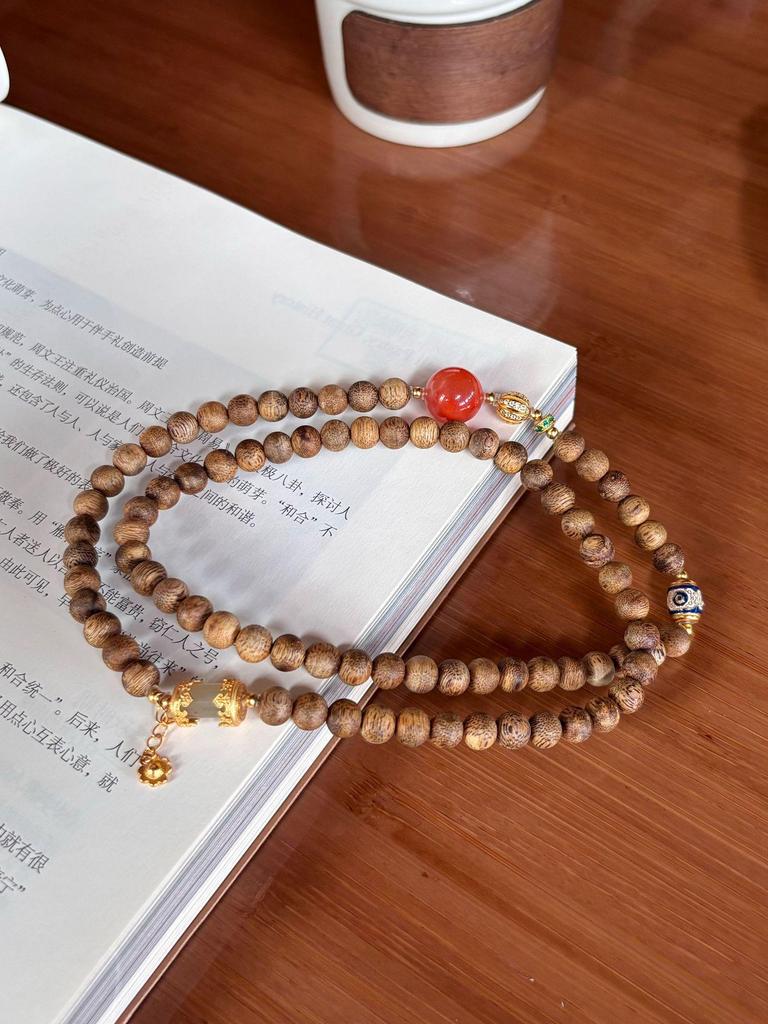 Women's Hainan Agarwood Double Wrap Bracelet, 6mm Round Beads - Perfect New Year Gift and Cultural Accessory.