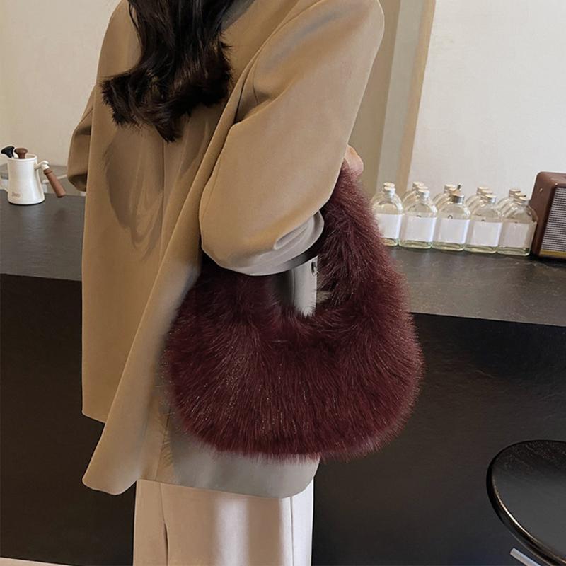 Autumn and Winter Plush Shoulder Handbag Crescent Bag Fashionable Armpit Bag Cute Ladies Wallet