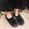 Баотоу носит педаль снаружи, тапочки из ленивого хлопка на плоской подошве, женские 2025 осень новые повседневные и удобные пушистые полутапочки