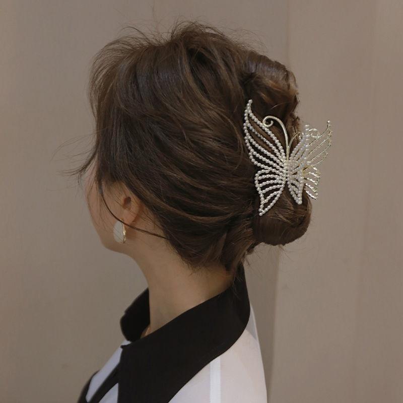Exquisite Rhinestone Butterfly Hair Claw Clips for Women Elegant Pearl Hair Crab Barrette Headwear WOMAN HAIR CLIP Ponytail Clip