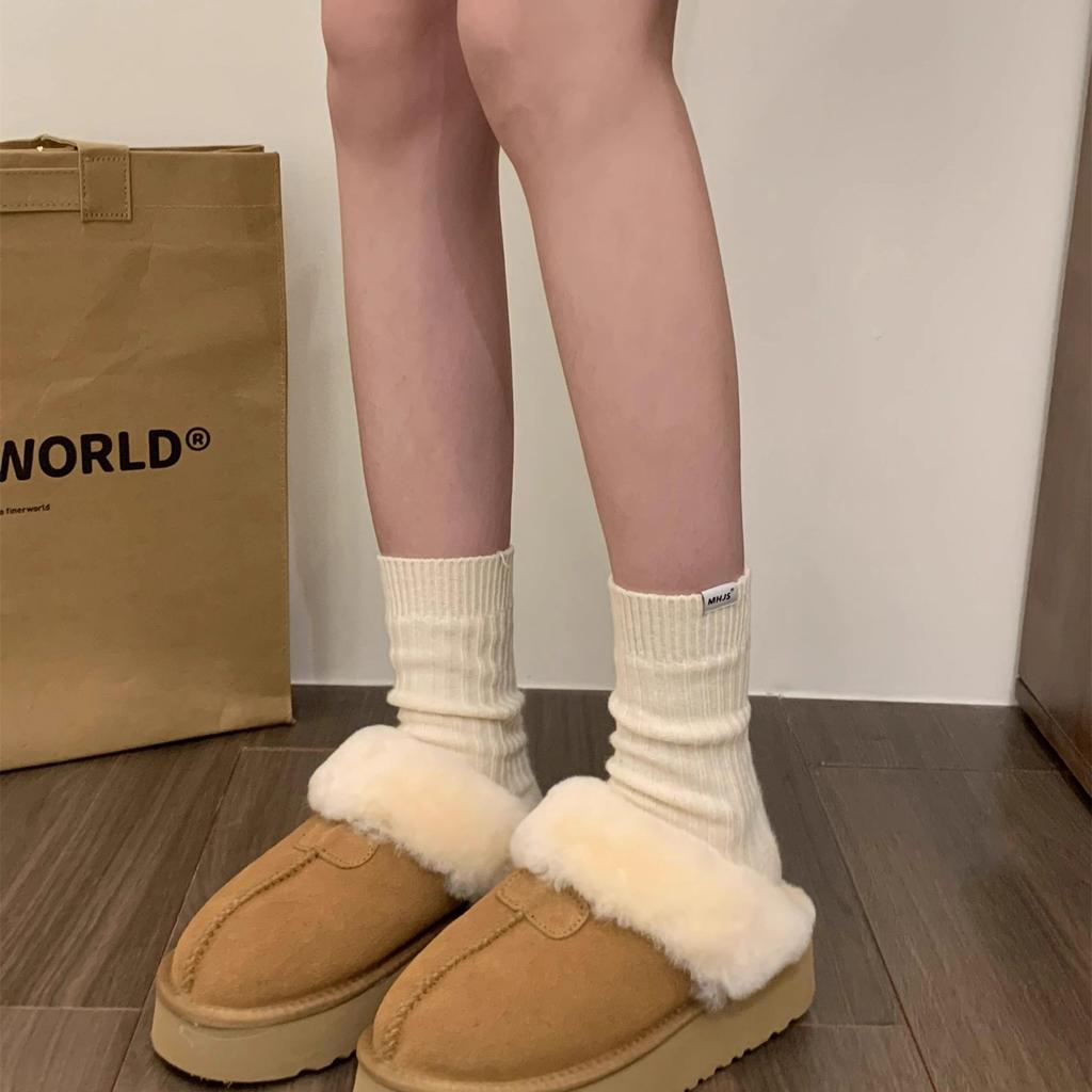 Тапочки женские носят новые зимние меховые интегрированные на толстой подошве с закрытым носком пушистые тапочки плюшевые зимние ботинки хлопковые туфли