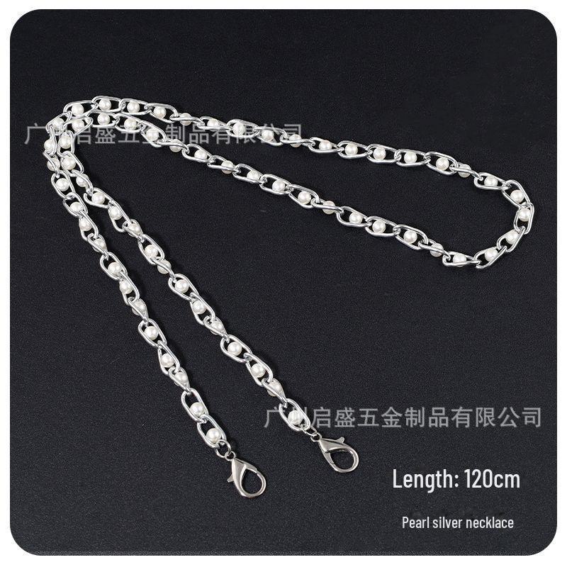 Декоративная сумка-цепочка с жемчугом и металлической цепочкой для аксессуаров своими руками