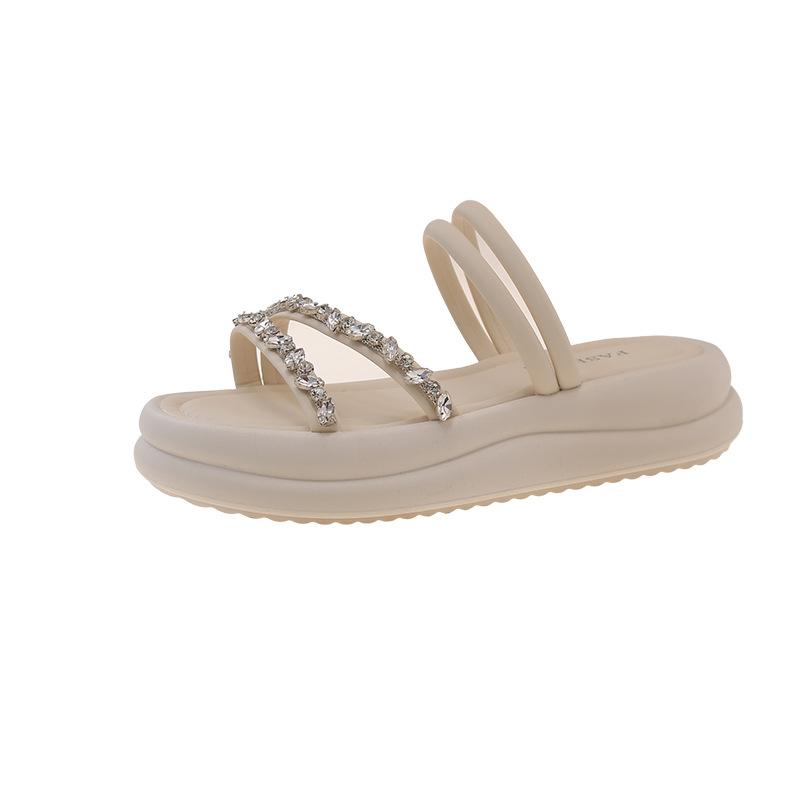 Thick-soled stepping on shit feels two wear cool slippers women's 2025 summer new thin-strapped rhinestone one-word drag Roman wind beach shoes