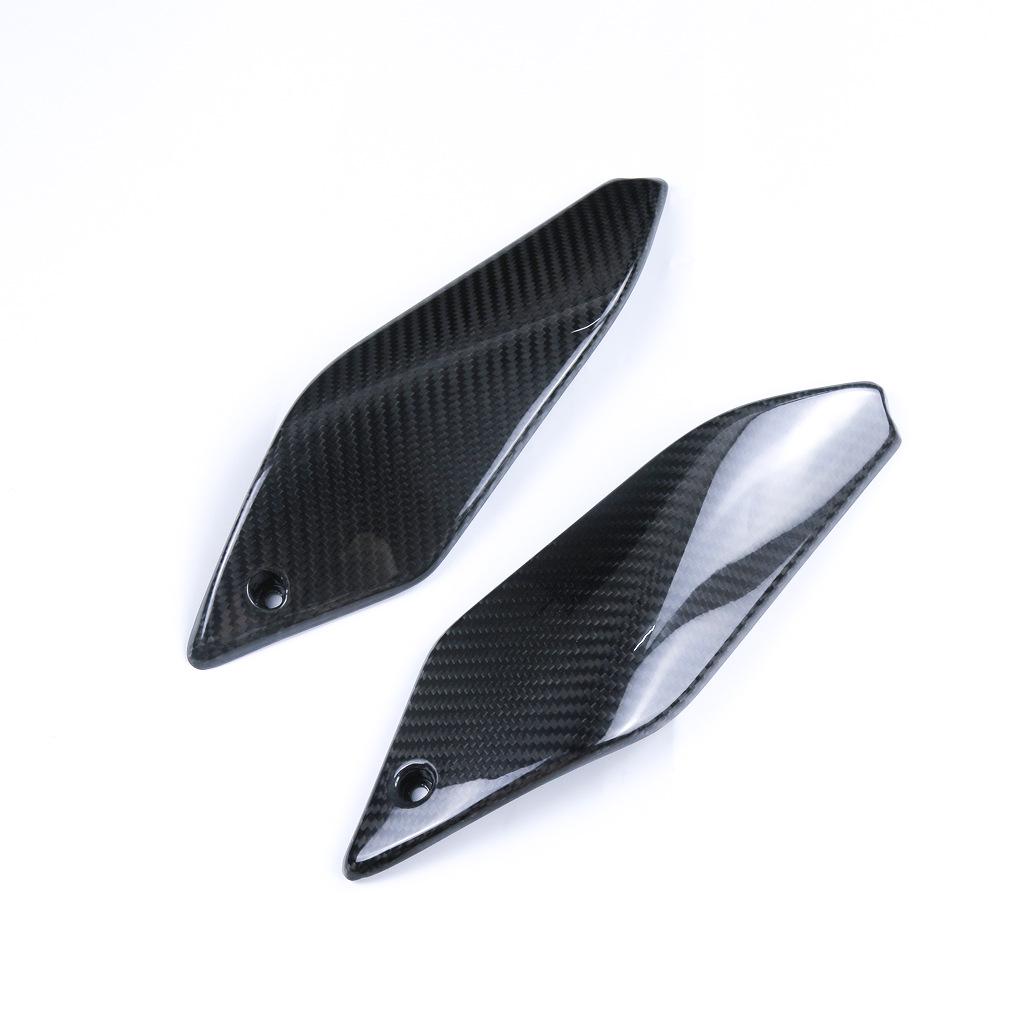 KTM 690 Duke Carbon Fiber Fuel Tank Side Panels (2012-2019)