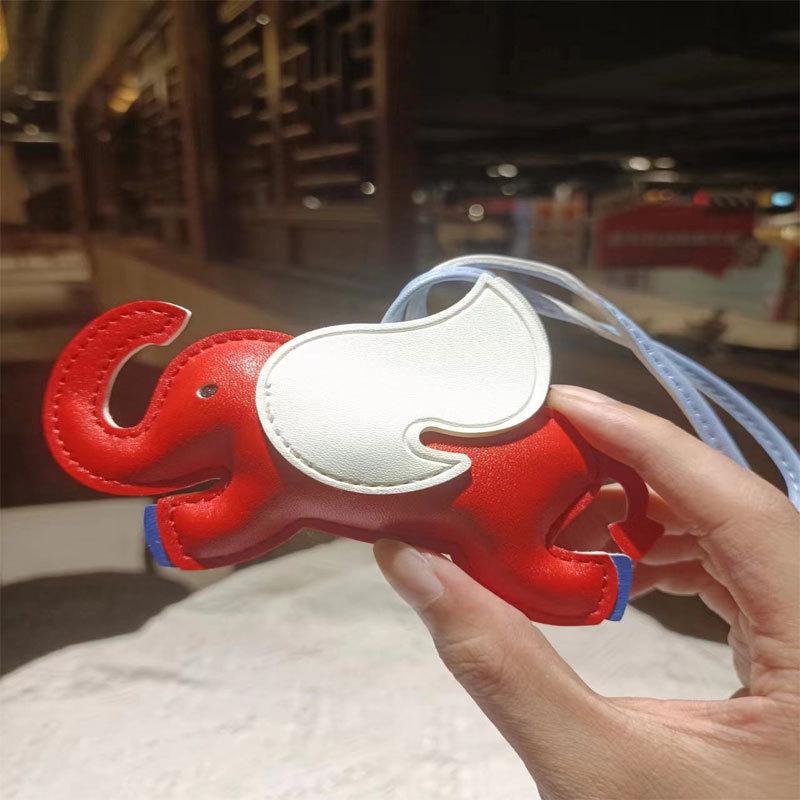 Новая подвеска ручной работы из кожи Dumbo Bag, креативный брелок в виде животного, милый кулон в виде слона