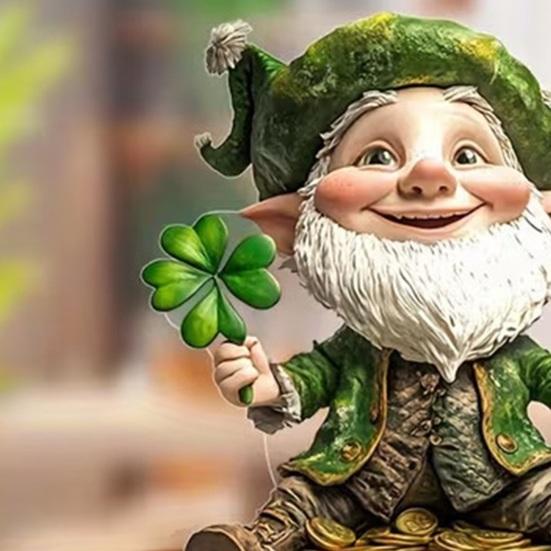 Улица. Акриловая настольная табличка ко Дню Святого Патрика, объемное украшение в виде ирландского клевера и лепрекона для украшения стола, полки или другого предмета интерьера.