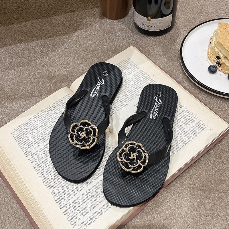 Женские шлепанцы Camellia, черные повседневные пляжные туфли на плоской подошве, летние удобные сандалии для прогулок на открытом воздухе 2024 года Chanclas Mujer