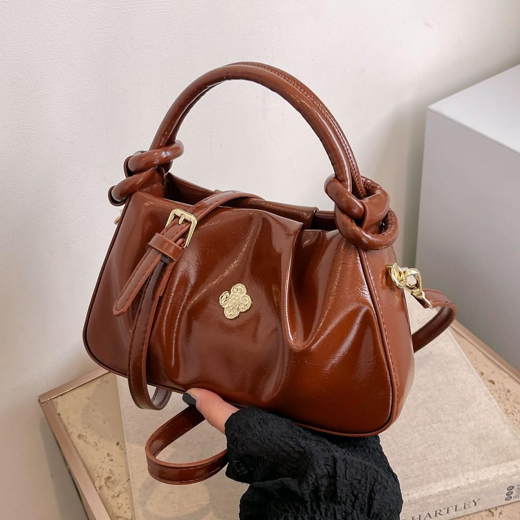 IELGY Portable Cloud Bag Cute Girl Pleated Crossbody Shoulder Bag