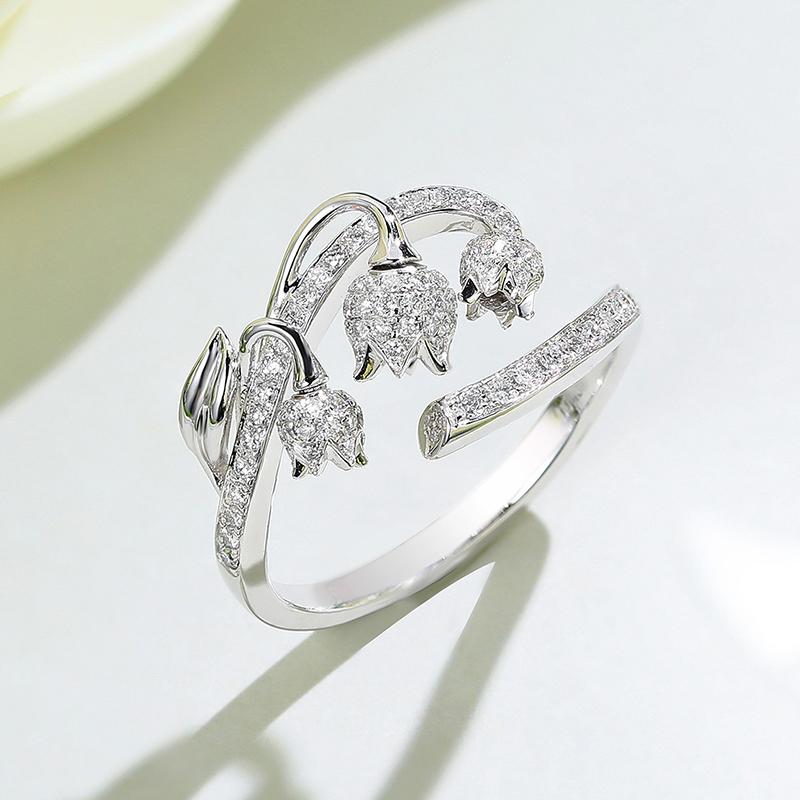 Huitan Aesthetic Flower Adjustable Finger Ring Female Brilliant Zirconia Jewelry for Engagement Ceremony Delicate Accessories