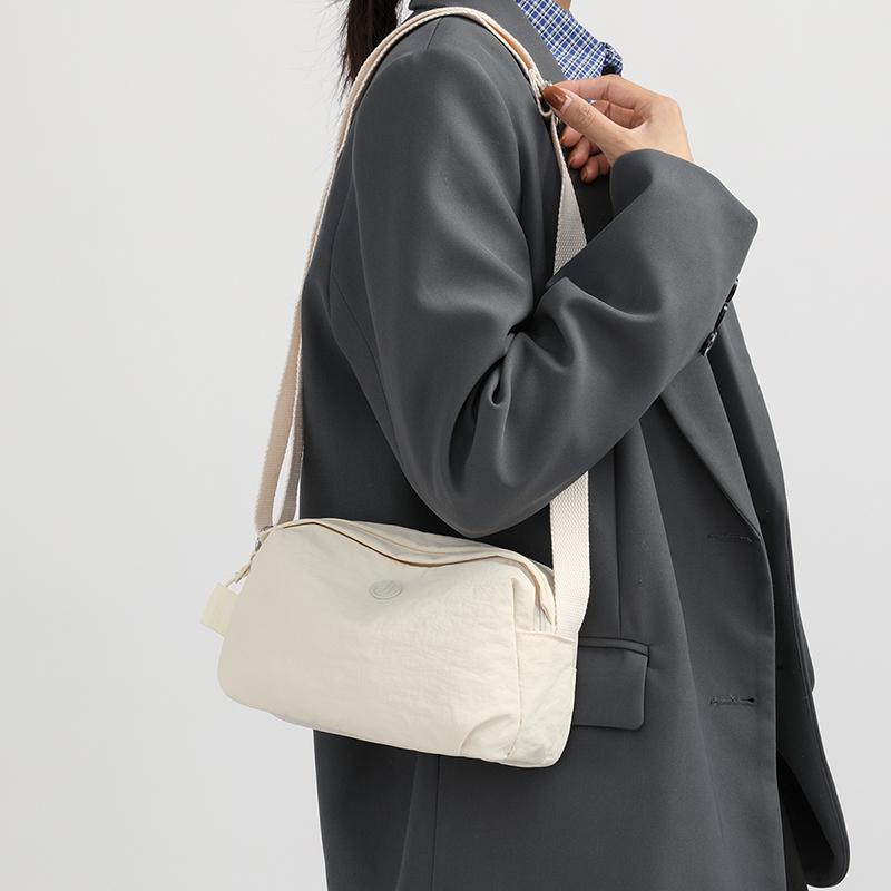 Женская наплечная сумка однотонная сумка кроссбоди водоотталкивающая нейлоновая сумка