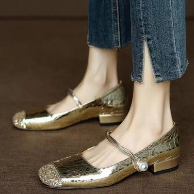 Туфли на квадратном каблуке, осенние новые, с квадратным носком, с мелким вырезом, на ремешке, на мягкой подошве, нескользящие туфли на каблуке-рюмочке