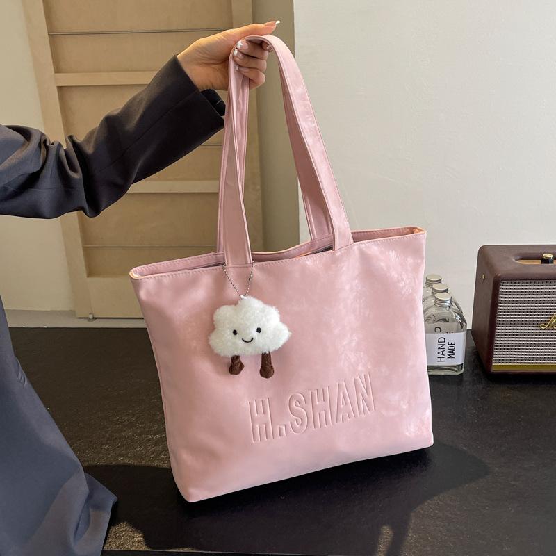 Large-capacity commuter tote bag women's 2026 new fashion temperament handbag simple casual shoulder messenger bag