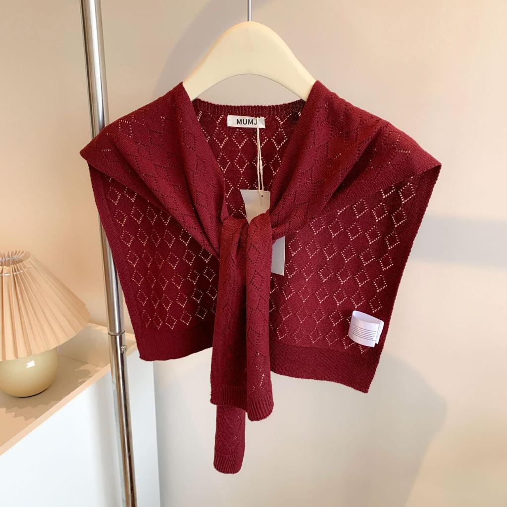 Korean-Style Cropped Wool Shawl for Women: Versatile Knit Scarf & Faux Collar Wrap