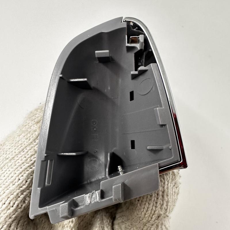 82652D9010 Cover Front Key Hole Cap for 2017 Kia Sportage Left Front Outdoor Door Shooter