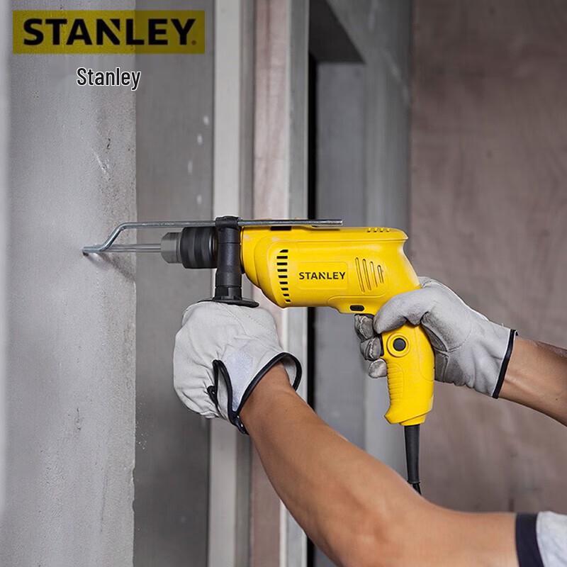 Многофункциональный ударный шуруповерт Stanley 700 Вт, 13 мм, штепсель CN (адаптер в комплекте)