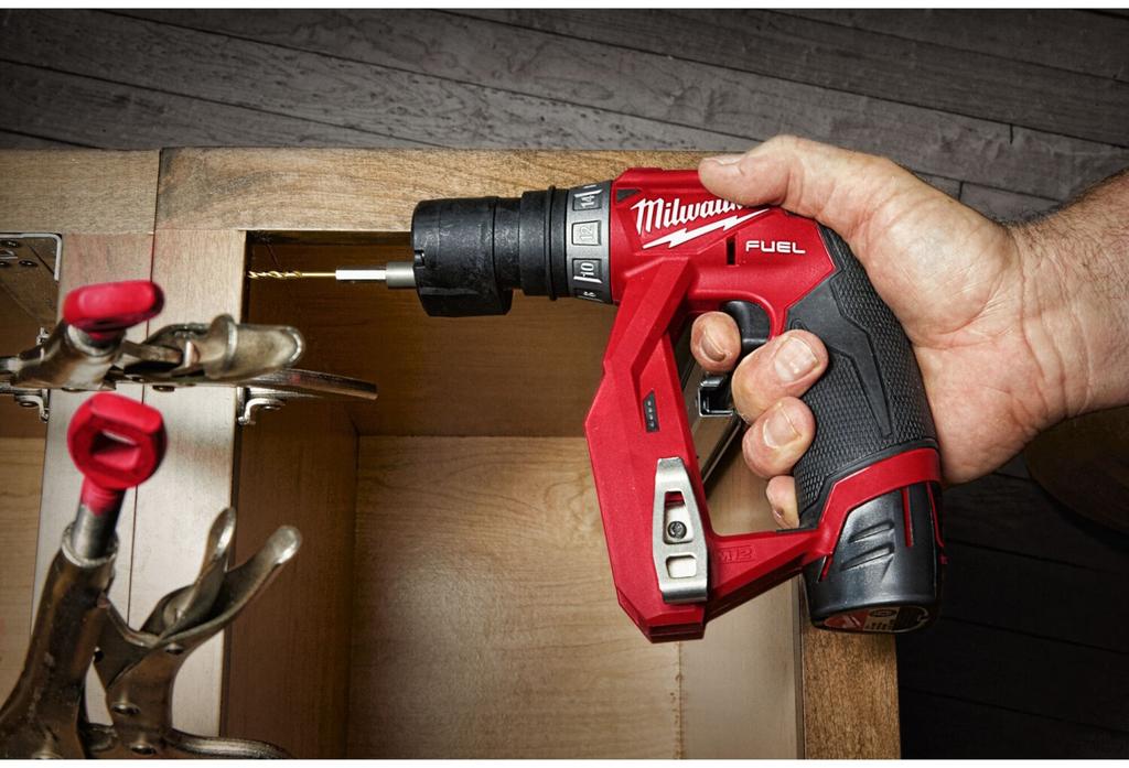 Дрель-шуруповёрт Milwaukee M12 FDDXKIT-202X