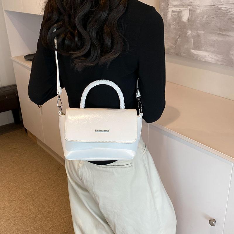 Simple and Fashionable Small Bag for Women In Summer New Trendy Fashion Casual Shoulder Bag Fashionable Simple Crossbody Bag for Women