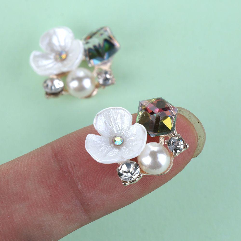 Flatback Hairpin Accessories Rhinestone Button Apparel Sewing Pearl Buttons Flower Buckle