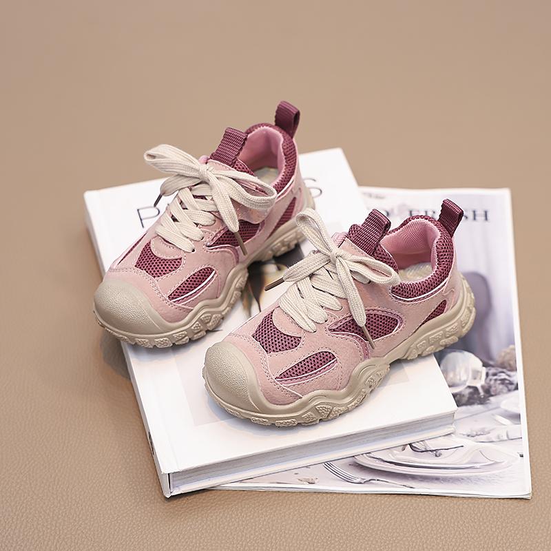 Детская повседневная обувь для мальчиков и девочек, на шнуровке, из дышащей сетки, с защитой от ударов, модные детские кроссовки для бега и спорта, розово-серые