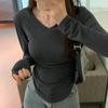 Футболка с V-образным вырезом, открытой ключицей, складками на талии и длинными рукавами, женская осенняя новая однотонная рубашка-топ