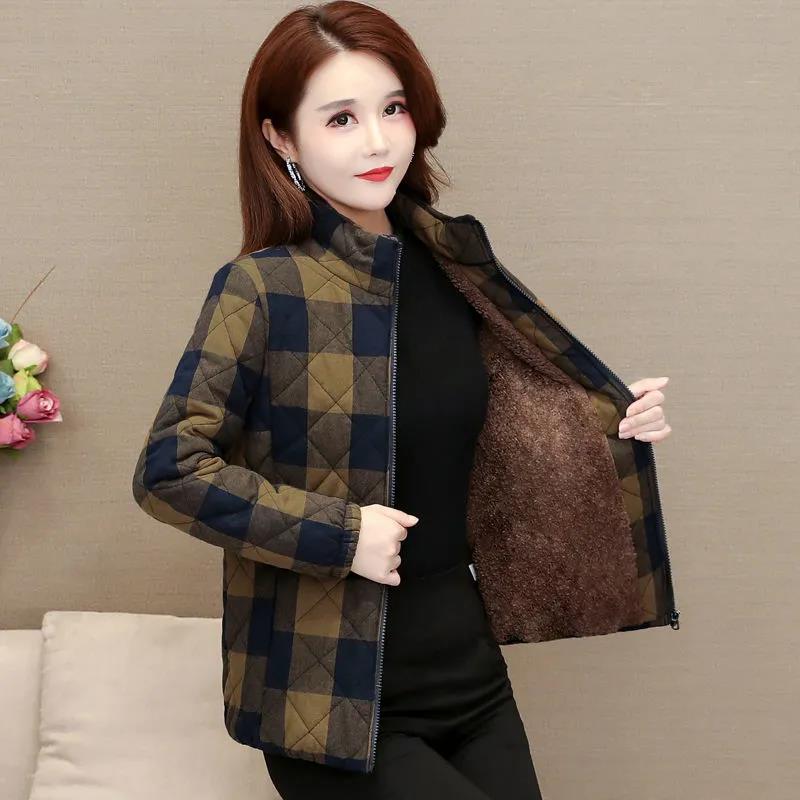 Новинка, бархатное теплое женское пальто, топы, короткие стеганые куртки, зимняя верхняя одежда для мам, хлопковое пальто, женская клетчатая куртка 5XL