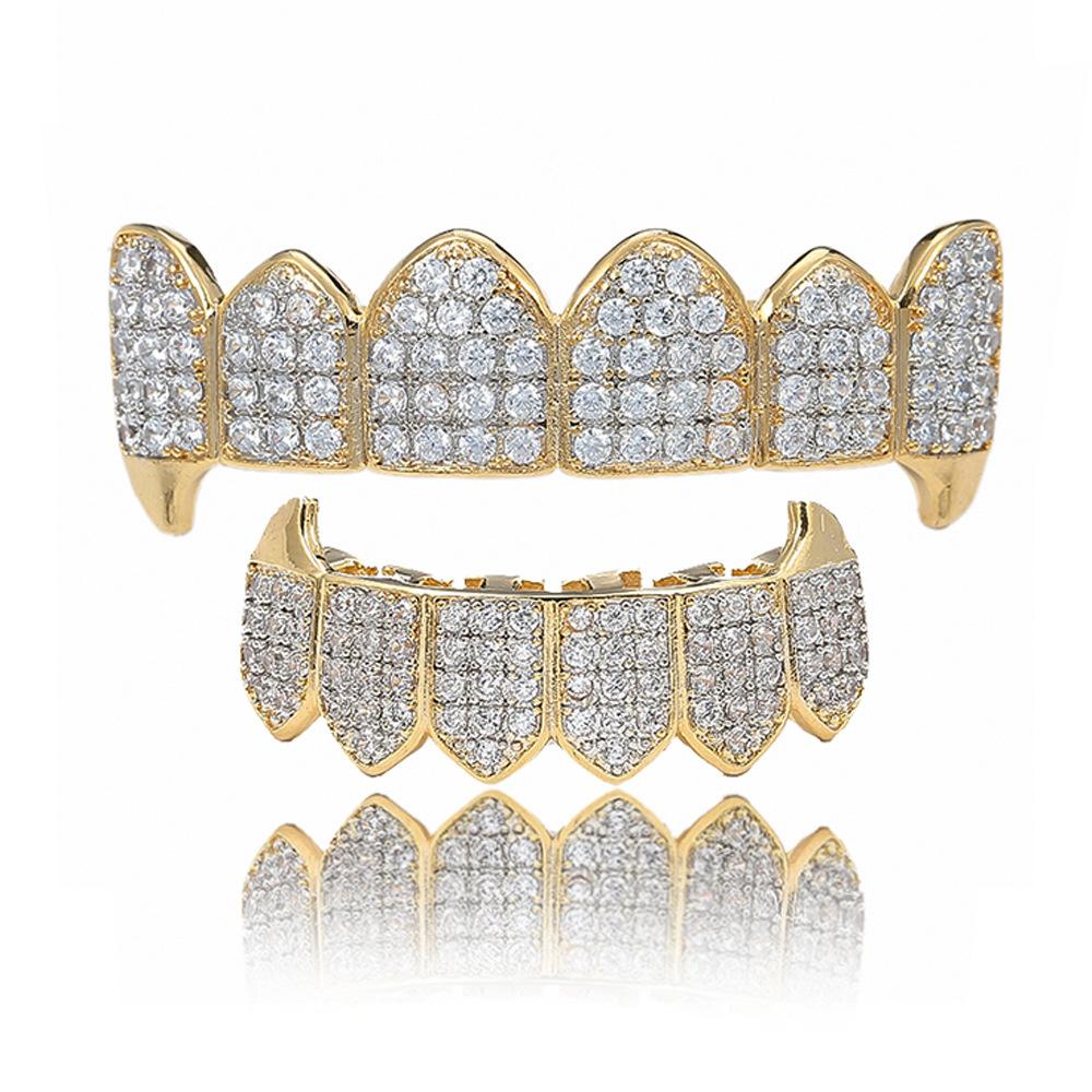 Hip Hop Iced Out Micro Pave CZ Teeth Grillz Top and Bottom Set 18k Gold Crystal Teeth Grills Hip Hop Jewelry for Men