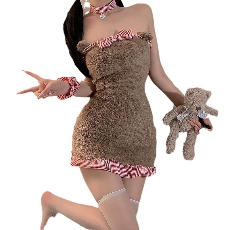 Processed sex sex fun underwear bear cosplay without taking off the buttocks plus size uniform temptation to show the back
