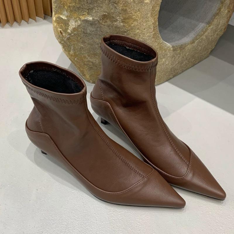 French Pointed Short Boots for Women 2025 Spring and Autumn New Low Heel Fashionable Soft Leather Versatile Bare Boots