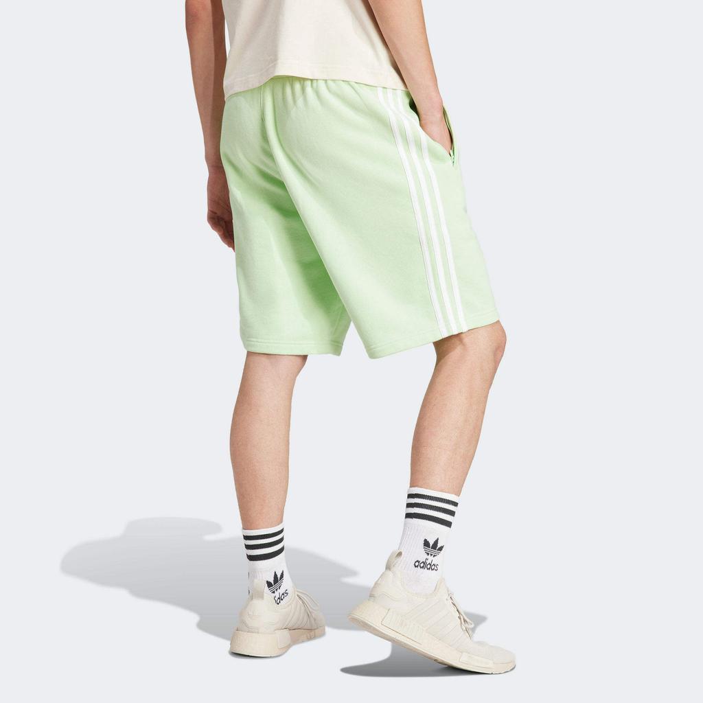 Adidas Оригинальные шорты прямого покроя с тремя полосками и эластичным поясом, мужские повседневные шорты зеленого цвета IR8013
