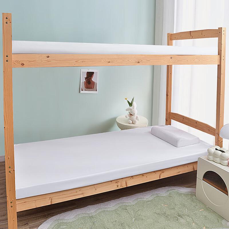 Матрас из пены с памятью для общежития