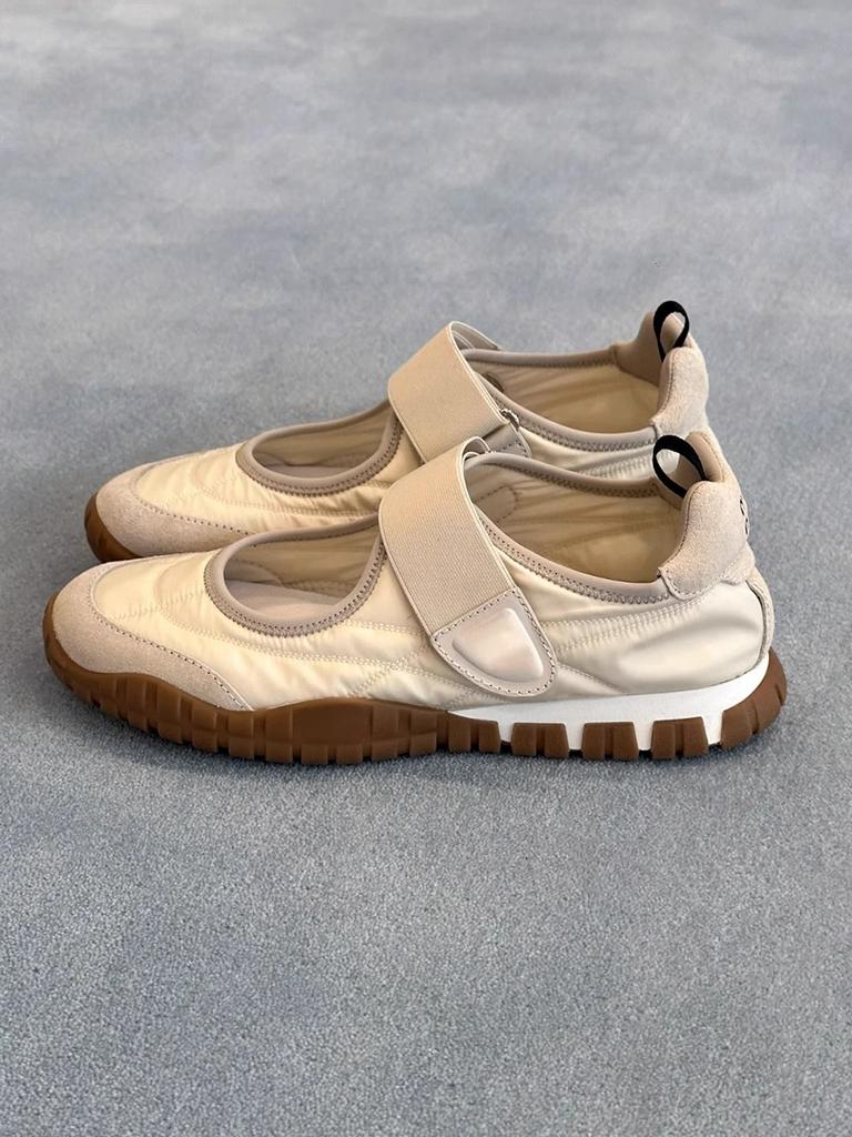 Супер любовь! Привыкла носить~ 3 см плоские повседневные туфли женские балетки туфли для моральной подготовки с мелким вырезом нишевые Мэри Джейн туфли