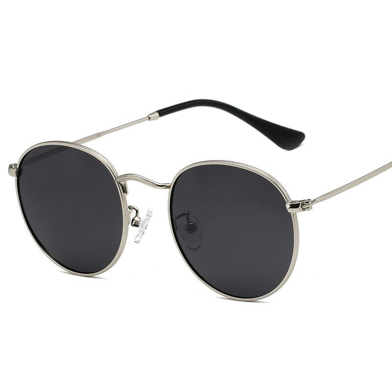 Retro Polarizers Metal Sunglasses Women's Round Frame Sunglasses Unisex Premium Sensitive Polarizers