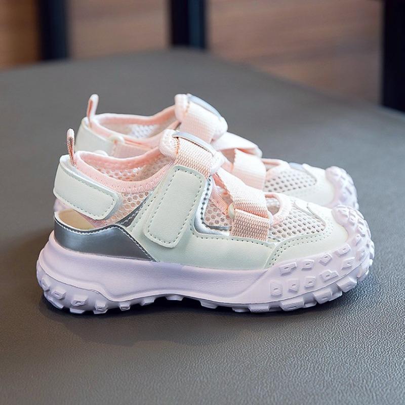 Модные детские летние сандалии для мальчиков и девочек, повседневная спортивная обувь, модные сетчатые дышащие детские сандалии для бега с вырезами, массивные, нескользящие