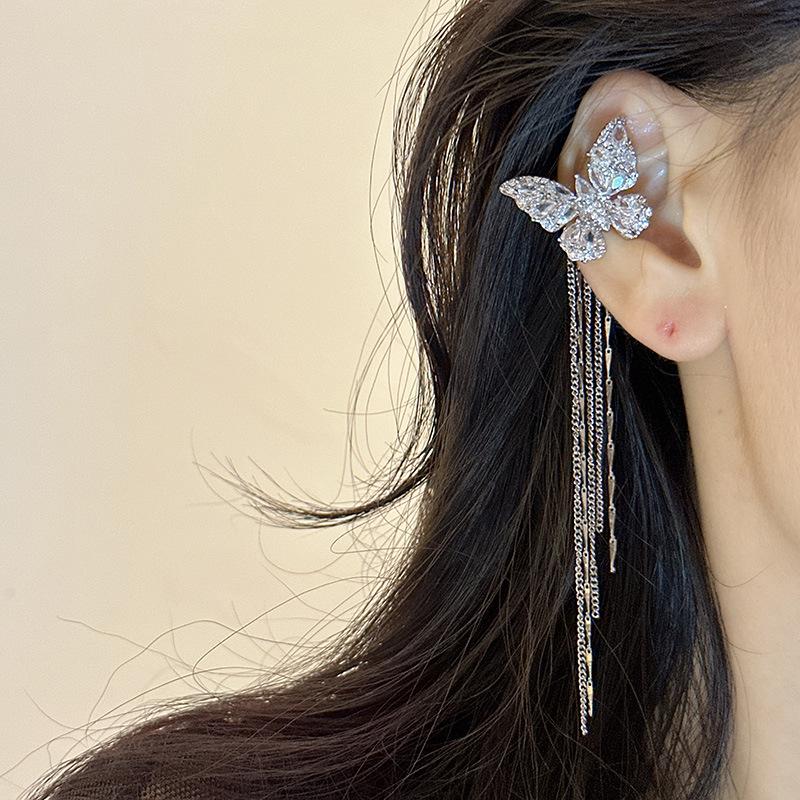 Long Butterfly Tassel Ear Clips for Non-Pierced Ears: High-End, Niche Design, Autumn/Winter Women's Earrings.