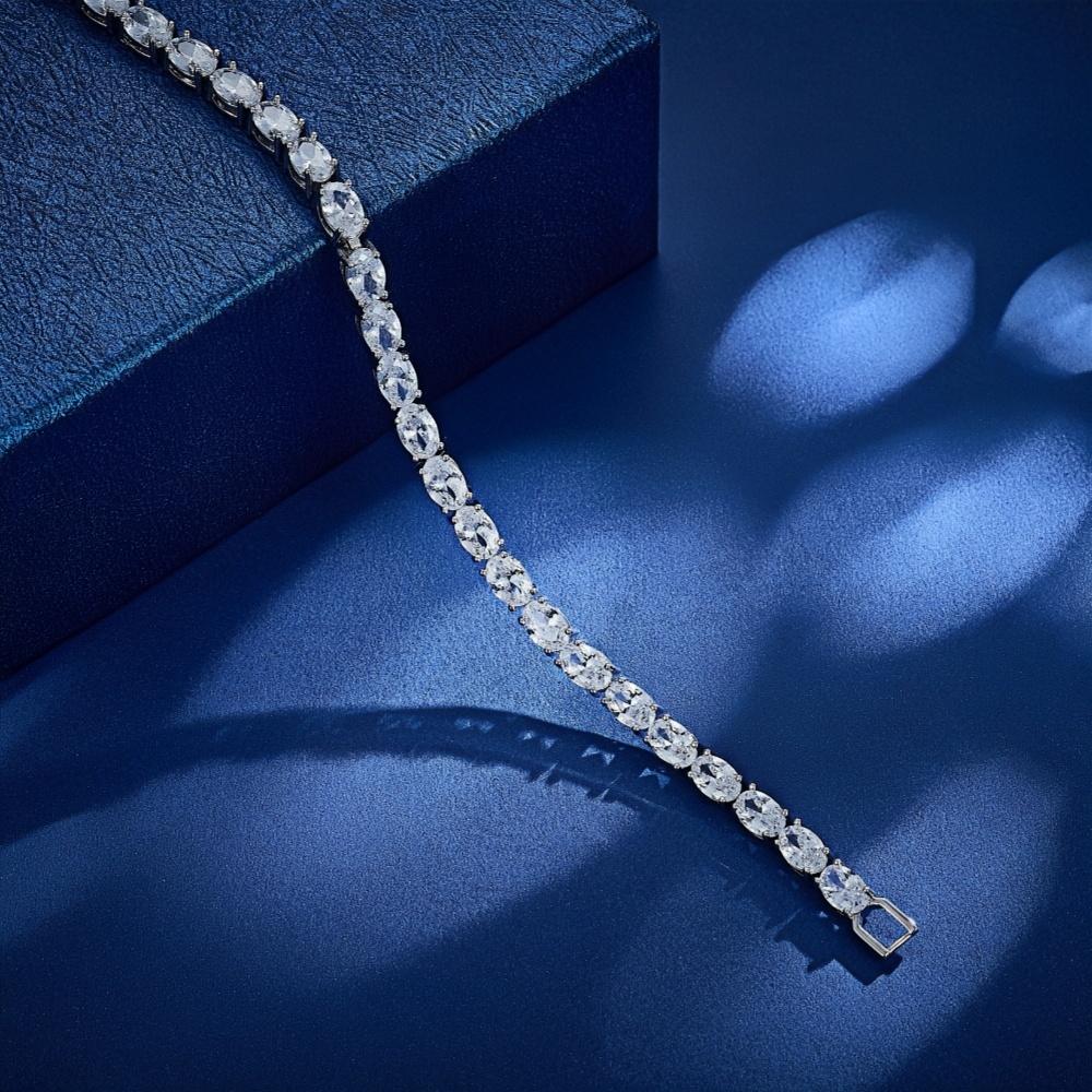 White Oval Zircon Luxury White Color Bracelets For Women Ladies Shining Oval Shaped AAA Cubic Zircon Party Wedding Jewelry